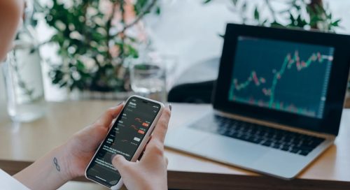 Reddit's CFO Appointment Signals IPO Preparation