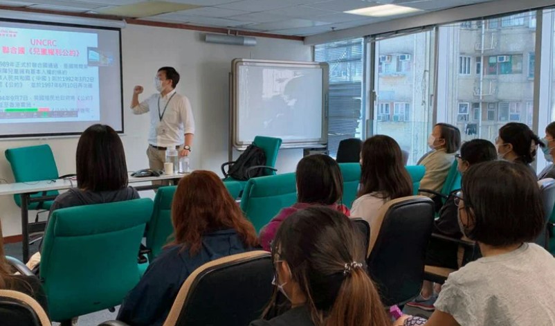 Using Media to Enhance Your Presentation Using Media to Enhance Your Presentation