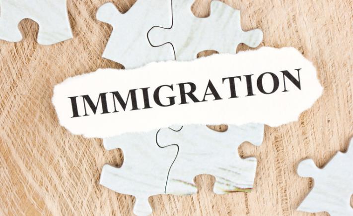 Avoid immigration issues as an immigrant